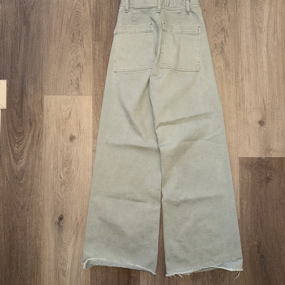 ZARA Olive Green High Rise Wide Leg Cropped Jeans Raw Hem Size 2 - Picture 4 of 10